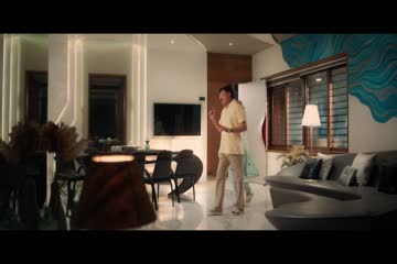 movie_title