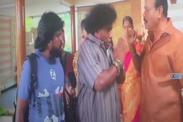 movie_title