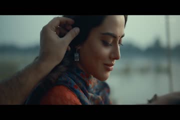 movie_title