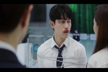 movie_title