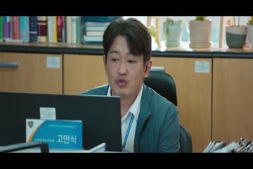 movie_title