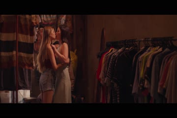 movie_title