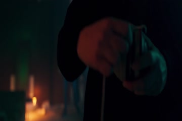 movie_title