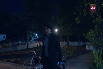 movie_title