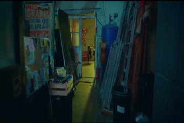 movie_title