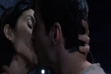 movie_title