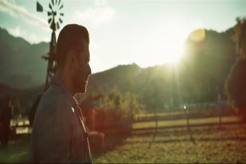 movie_title
