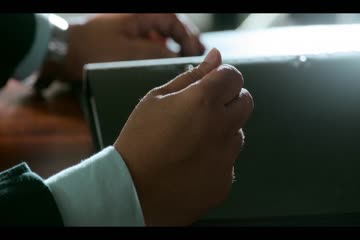 movie_title